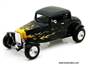 MotorMax 1/18 Ford Five-Window Coupe 1932 Black